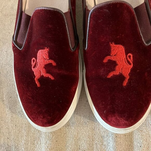 Del Toro Men's Red Velvet Embroidered Bull Slip-On Made In Italy Shoes Sz 10 - Picture 11 of 11